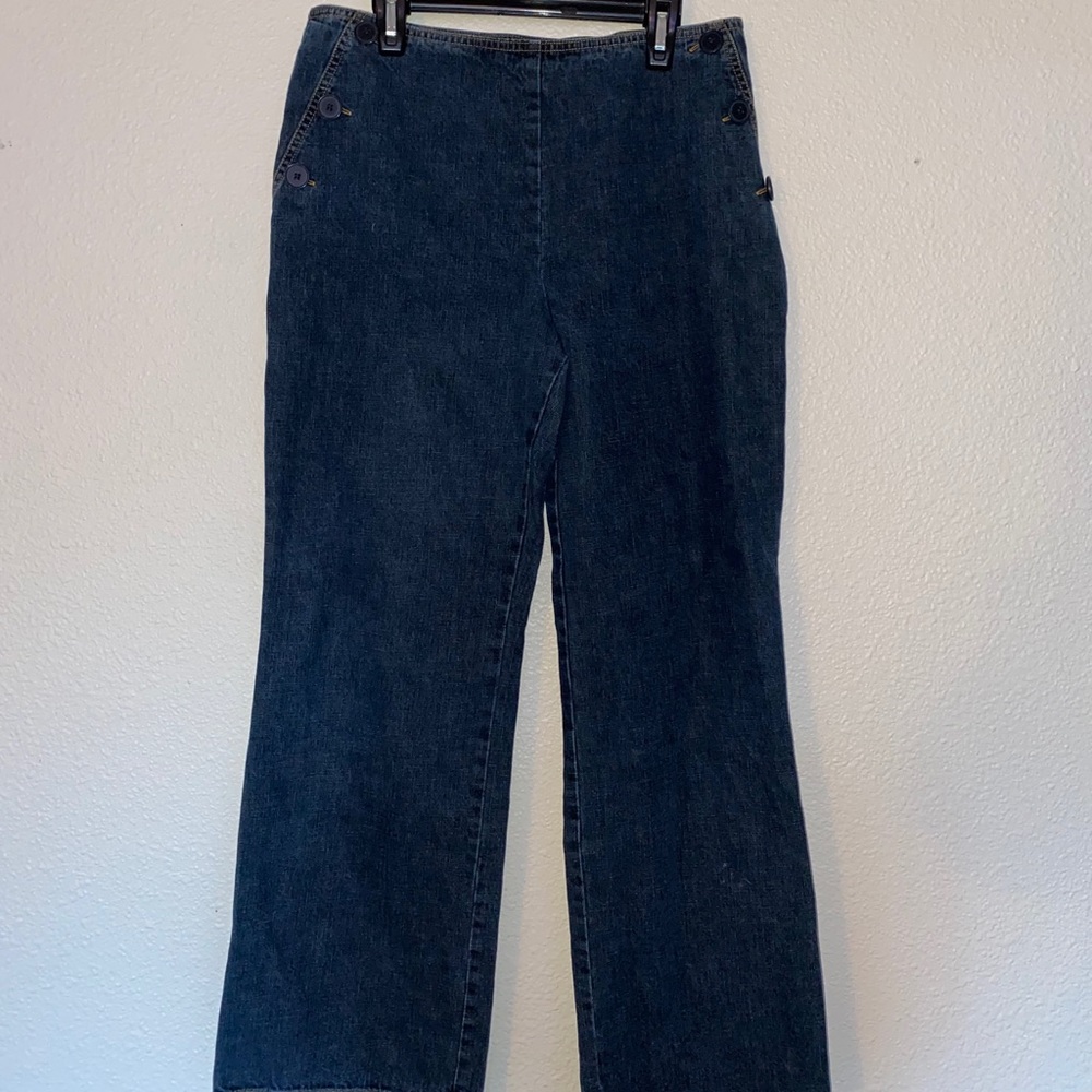 COPY - Ann Taylor LOFT Petites size 8P Flare Jean…